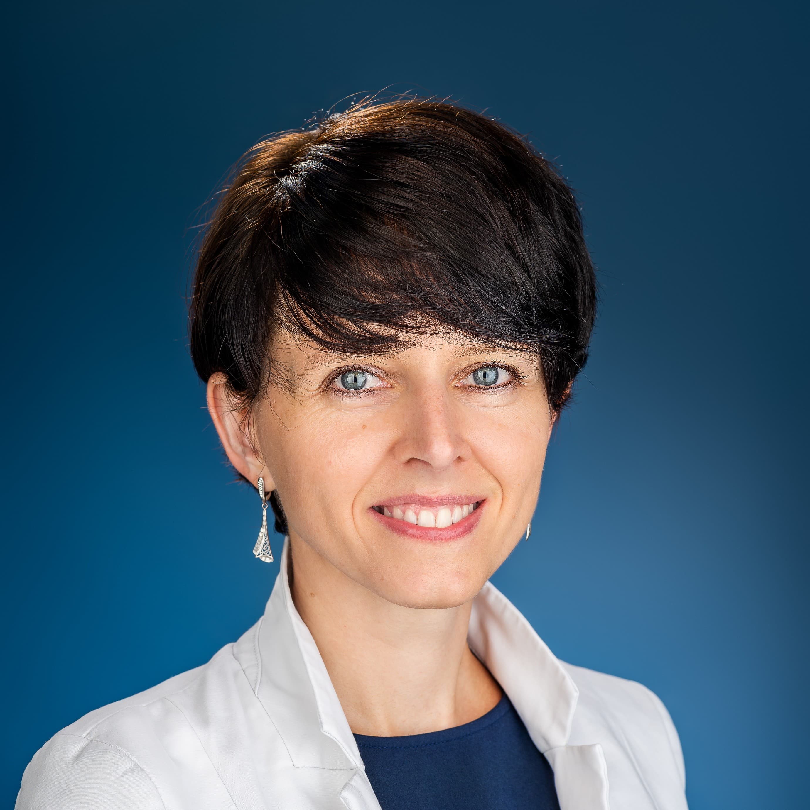 Elena Designcoach für Einrichtungsberatung und Innen- & Außenraumplanung